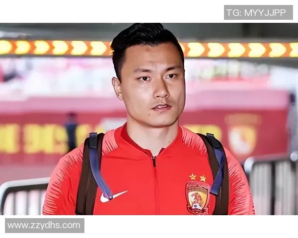 25岁以上足球明星的辉煌成就与职业生涯回顾分析