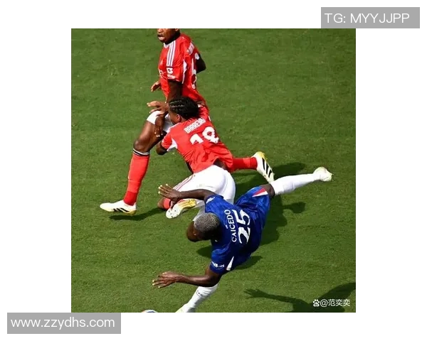 经典足球明星炫技瞬间回顾展现球场魅力与风采 经典足球明星炫技瞬间回顾展现球场魅力与风采